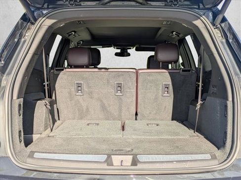 Used 2020 Cadillac XT6 Premium Luxury image 6