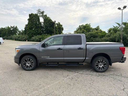 Used 2023 Nissan Titan SV w/ SV Convenience Package AWD/4WD image 6