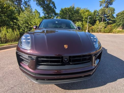 Used 2026 Porsche Macan AWD/4WD image 2