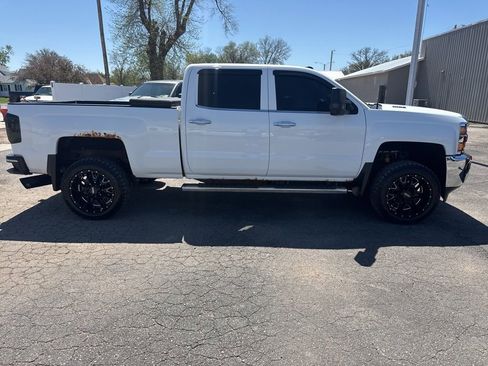 Used 2015 Chevrolet Silverado 2500 LTZ w/ Duramax Plus Package AWD/4WD image 2