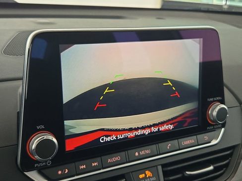 Used 2025 Nissan Altima 2.5 SV image 20