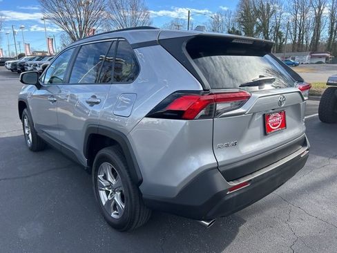 Used 2023 Toyota RAV4 XLE image 9