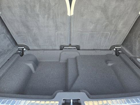 Used 2025 Volvo XC90 T8 Ultra w/ Protection Package Premier image 33