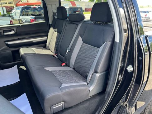 Used 2017 Toyota Tundra SR5 AWD/4WD image 37