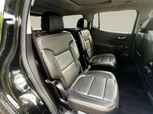 Used 2021 GMC Acadia AT4 w/ Technology Package image 24
