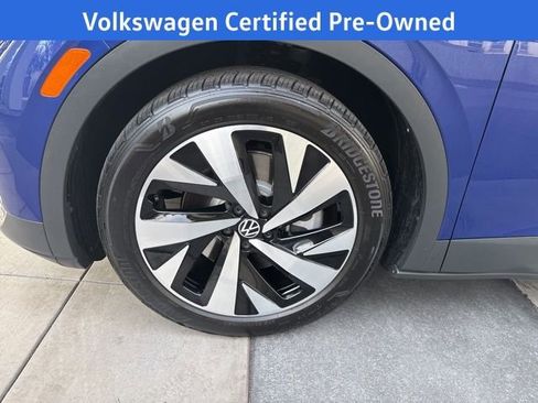 Certified 2022 Volkswagen ID.4 Pro S w/ Gradient Package image 13