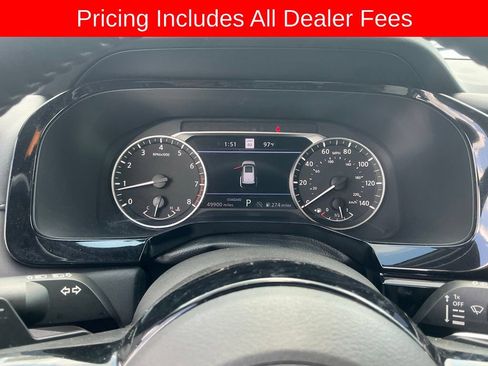 Used 2024 Nissan Pathfinder SL w/ SL Premium Package FWD image 13
