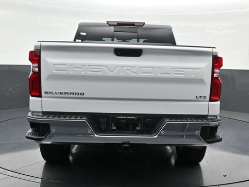 Used 2022 Chevrolet Silverado 1500 LTZ image 4
