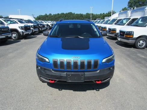 Used 2019 Jeep Cherokee Trailhawk AWD/4WD image 5