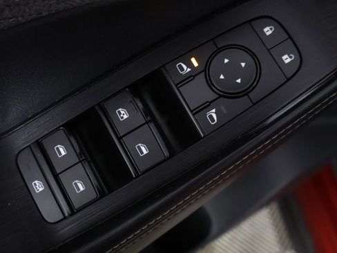Used 2023 Nissan Rogue SV AWD/4WD image 31
