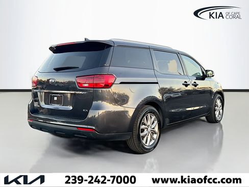 Certified 2021 Kia Sedona EX image 5