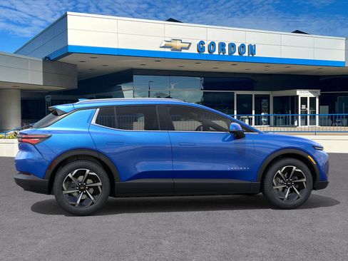 New 2026 Chevrolet Equinox EV LT image 5