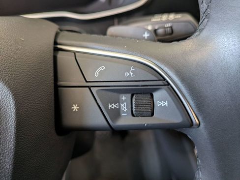 Used 2025 Audi Q3 2.0T Premium AWD/4WD image 19