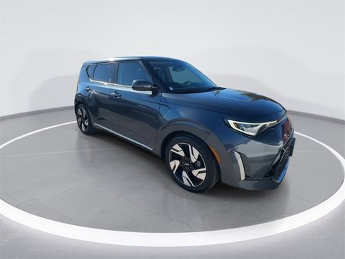 Used 2023 Kia Soul GT-Line w/ GT-Line Technology Package image 2