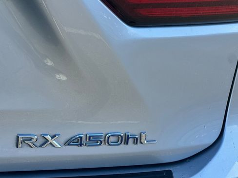 Used 2018 Lexus RX 450hL Premium image 40