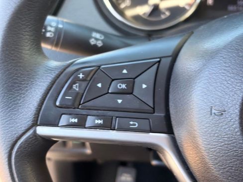 Used 2018 Nissan Rogue S FWD image 28