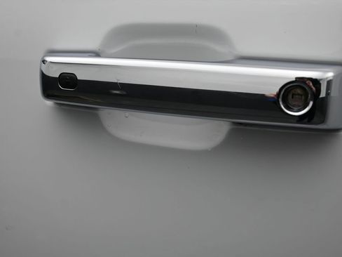 Used 2022 Ford F150 Lariat w/ Equipment Group 502A High image 25