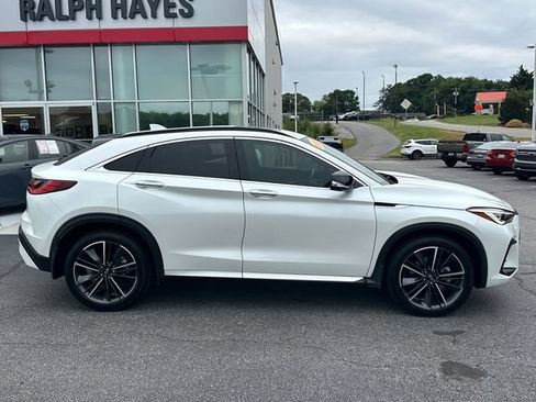 Used 2025 INFINITI QX55 Essential AWD/4WD image 2