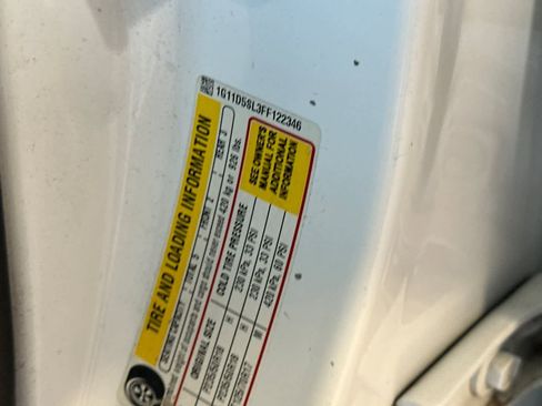 Used 2015 Chevrolet Malibu LT image 34