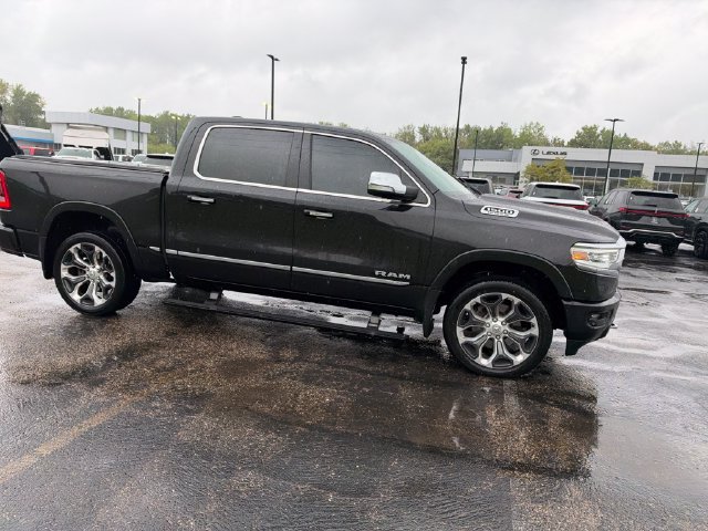 Used 2019 RAM 1500 Limited w/ Body Color Bumper Group AWD/4WD image 14