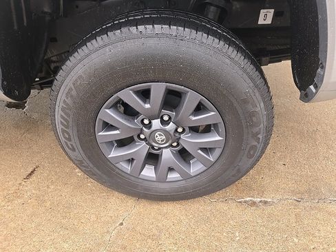 Used 2023 Toyota Tacoma SR5 image 32