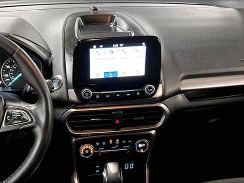 Used 2019 Ford EcoSport SE image 6