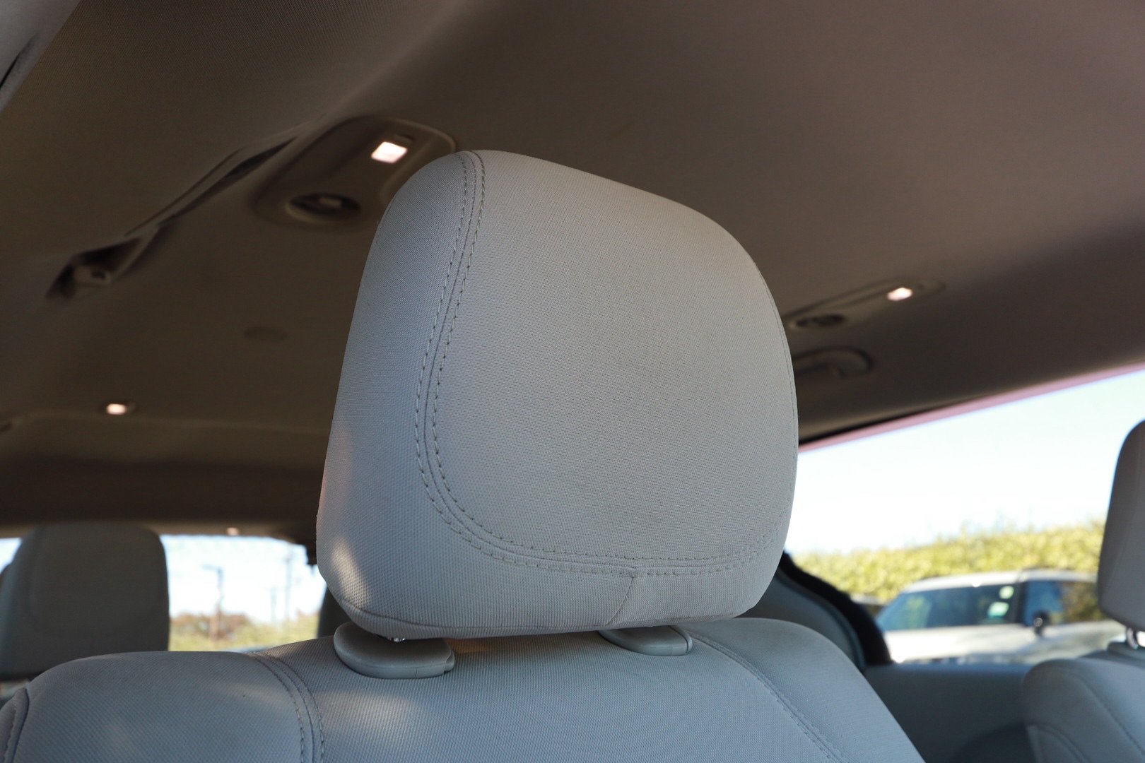 Used 2017 Chrysler Pacifica Touring w/ Tire & Wheel Group FWD image 29