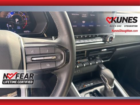 Used 2024 Chevrolet Colorado LT w/ LT Convenience Package II image 27