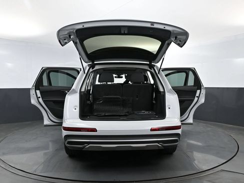 Used 2022 Audi Q7 3.0T Premium Plus w/ Premium Plus Package AWD/4WD image 27