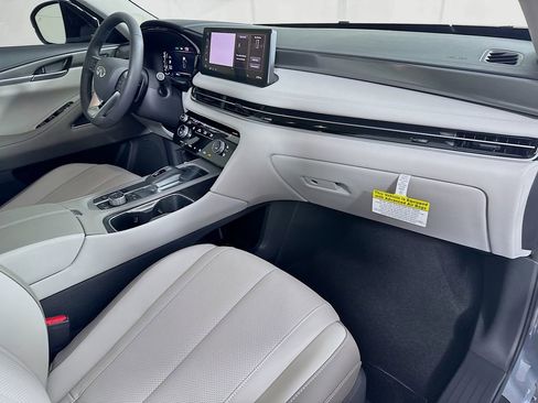 Certified 2026 INFINITI QX60 Luxe w/ Cargo Package image 39