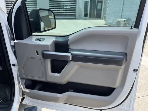 Used 2020 Ford F150 XLT w/ Equipment Group 301A Mid RWD image 32
