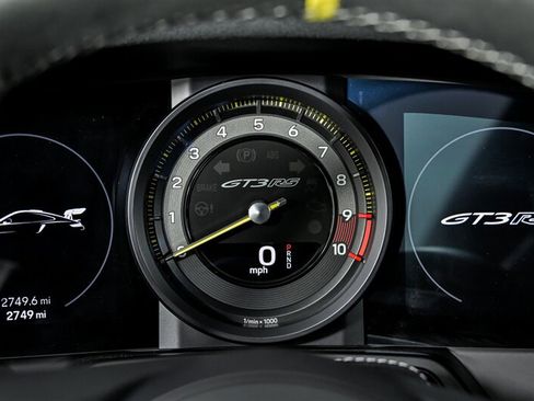 Used 2025 Porsche 911 GT3 RS RWD image 22