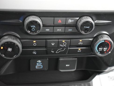 New 2026 Ford F250 XL AWD/4WD image 34