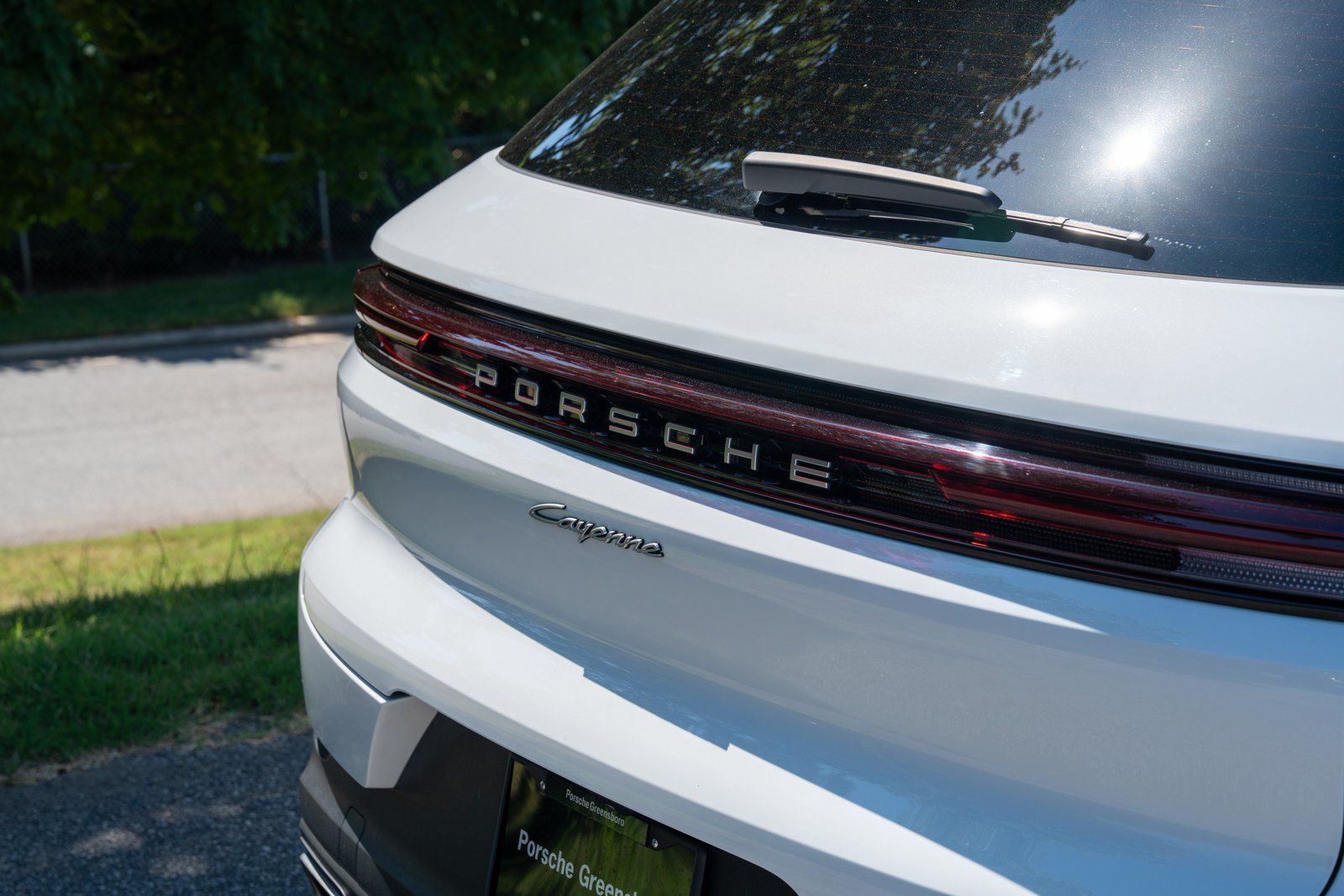 Certified 2026 Porsche Cayenne E-Hybrid AWD/4WD image 15
