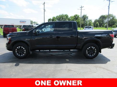 Used 2021 Nissan Titan PRO-4X w/ Pro-4x Convenience Package AWD/4WD image 11