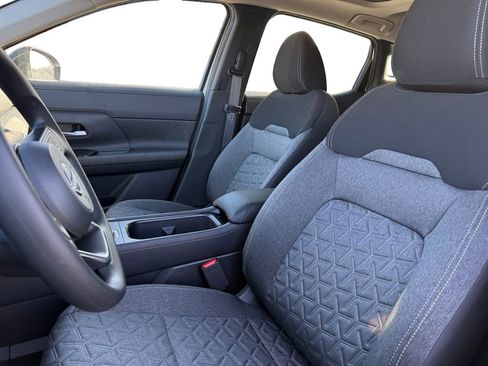 New 2026 Nissan Kicks SV w/ SV Premium Package image 9