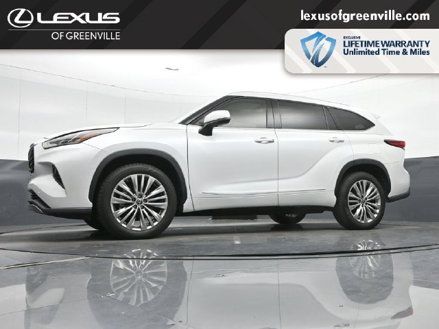 Used 2022 Toyota Highlander Platinum FWD image 20