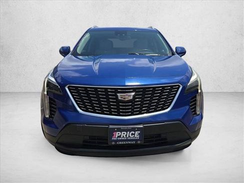 Used 2021 Cadillac XT4 Luxury FWD image 2