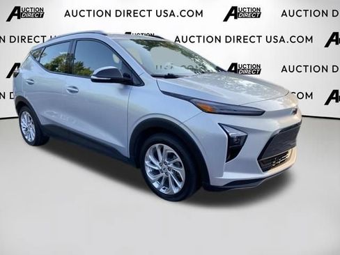 Used 2023 Chevrolet Bolt EUV LT w/ Driver Confidence Package FWD image 27