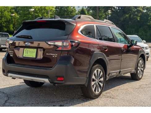 Used 2024 Subaru Outback Limited XT AWD/4WD image 8