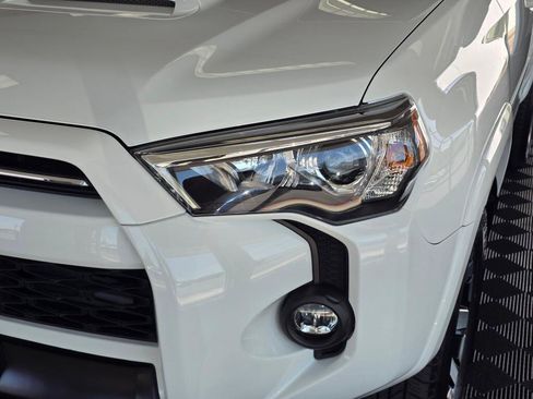 Used 2023 Toyota 4Runner TRD Off-Road Premium w/ Off Road Premium Plus Package AWD/4WD image 9