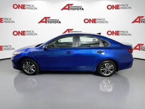 Used 2024 Kia Forte LXS FWD image 4