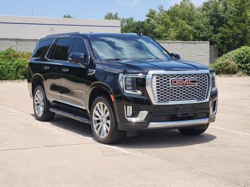 Used 2024 GMC Yukon Denali AWD/4WD image 3