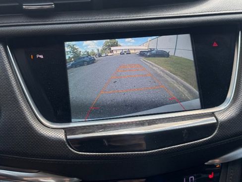 Used 2017 Cadillac XT5 Luxury w/ Driver Awareness Package image 16