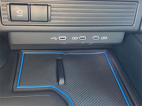 Used 2025 Toyota Land Cruiser image 28