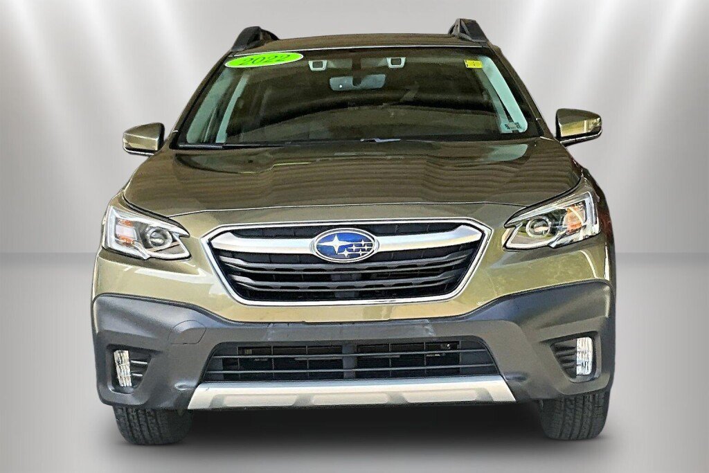 Used 2022 Subaru Outback Limited AWD/4WD image 2