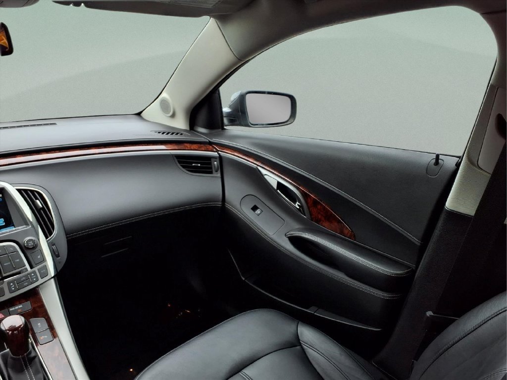 Used 2013 Buick LaCrosse Leather FWD image 24
