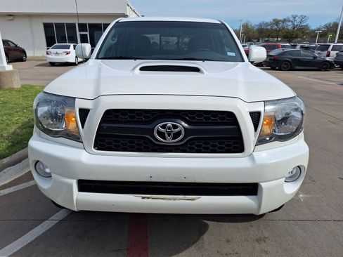 Used 2011 Toyota Tacoma Base w/ TRD Sport Pkg image 9