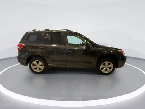 Used 2016 Subaru Forester 2.5i w/ Popular Package #2 image 9