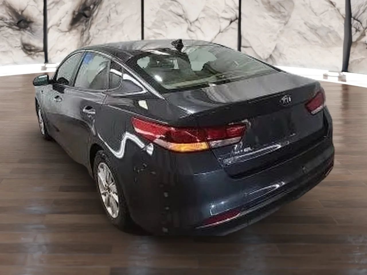 Used 2016 Kia Optima LX FWD image 3